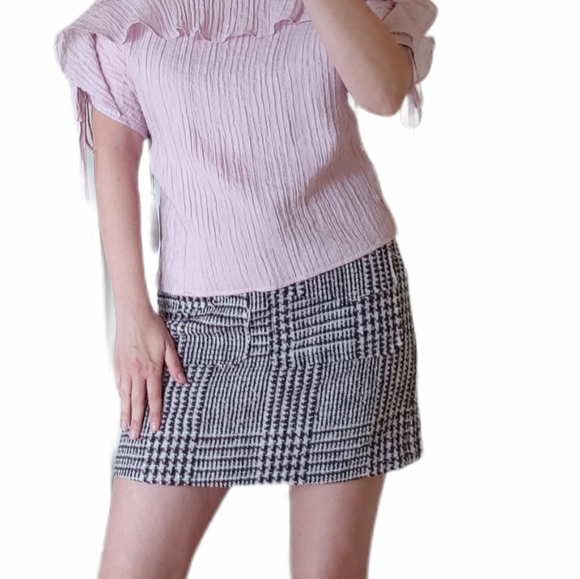 Line and Dot Revolve tweed plaid mini skirt with pockets Y2K style size Medium - Picture 8 of 10